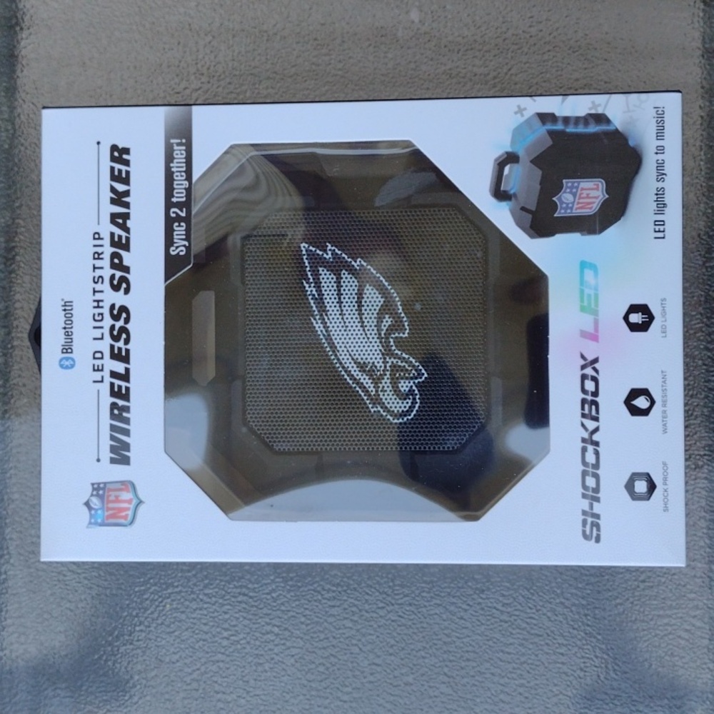 Shockbox LED Philadelphia Eagles Wireless Speaker